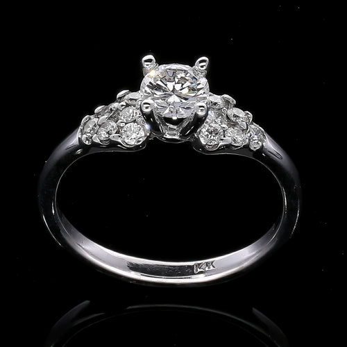 ¡5 Consejos para Escoger Anillo de Compromiso y Que te Diga que SÍ!
