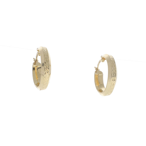 Arracada Diamantada al Centro de Oro de 14k