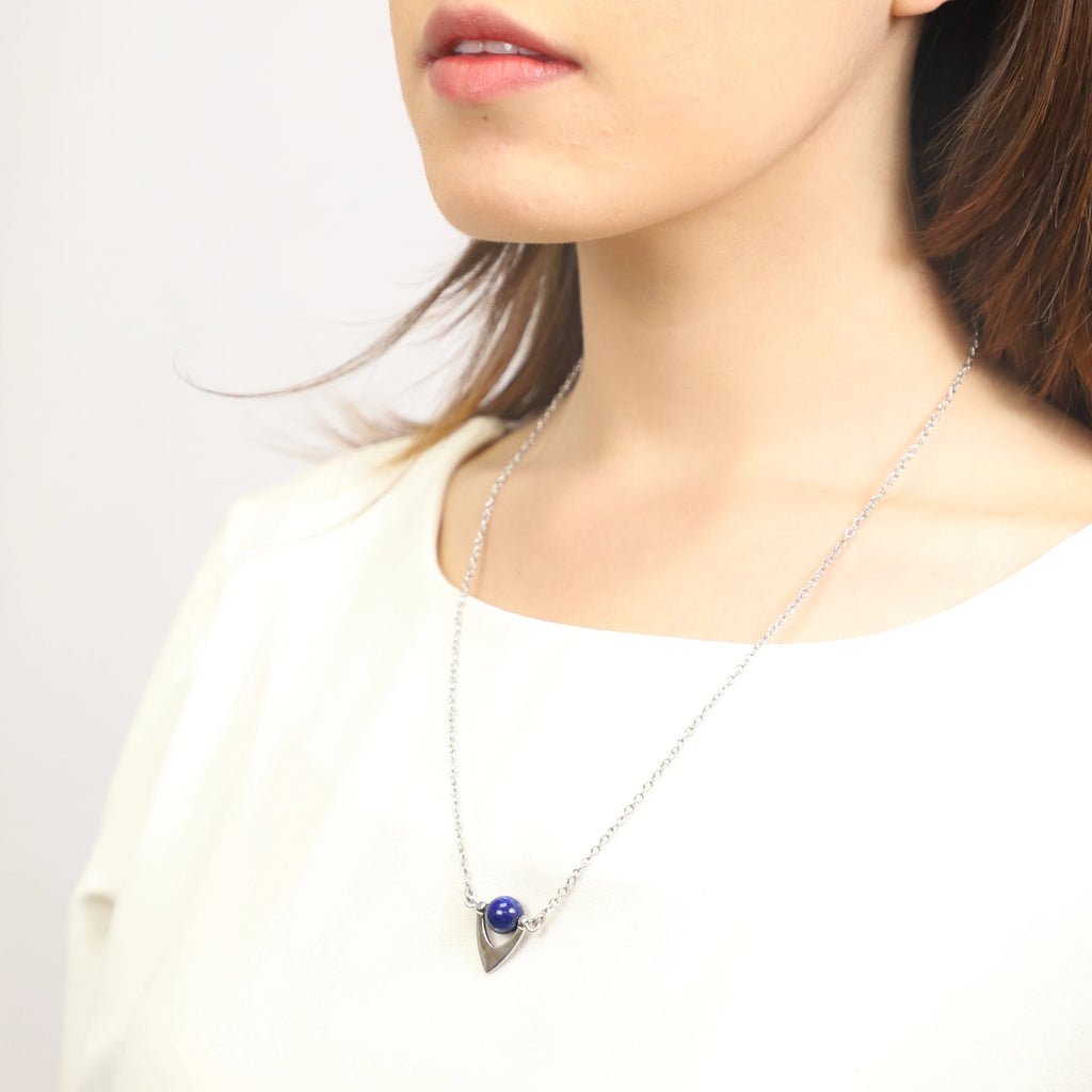Gargantilla de Plata con Lapis Lazuli y Baño de Rodio - Alnur Joyería